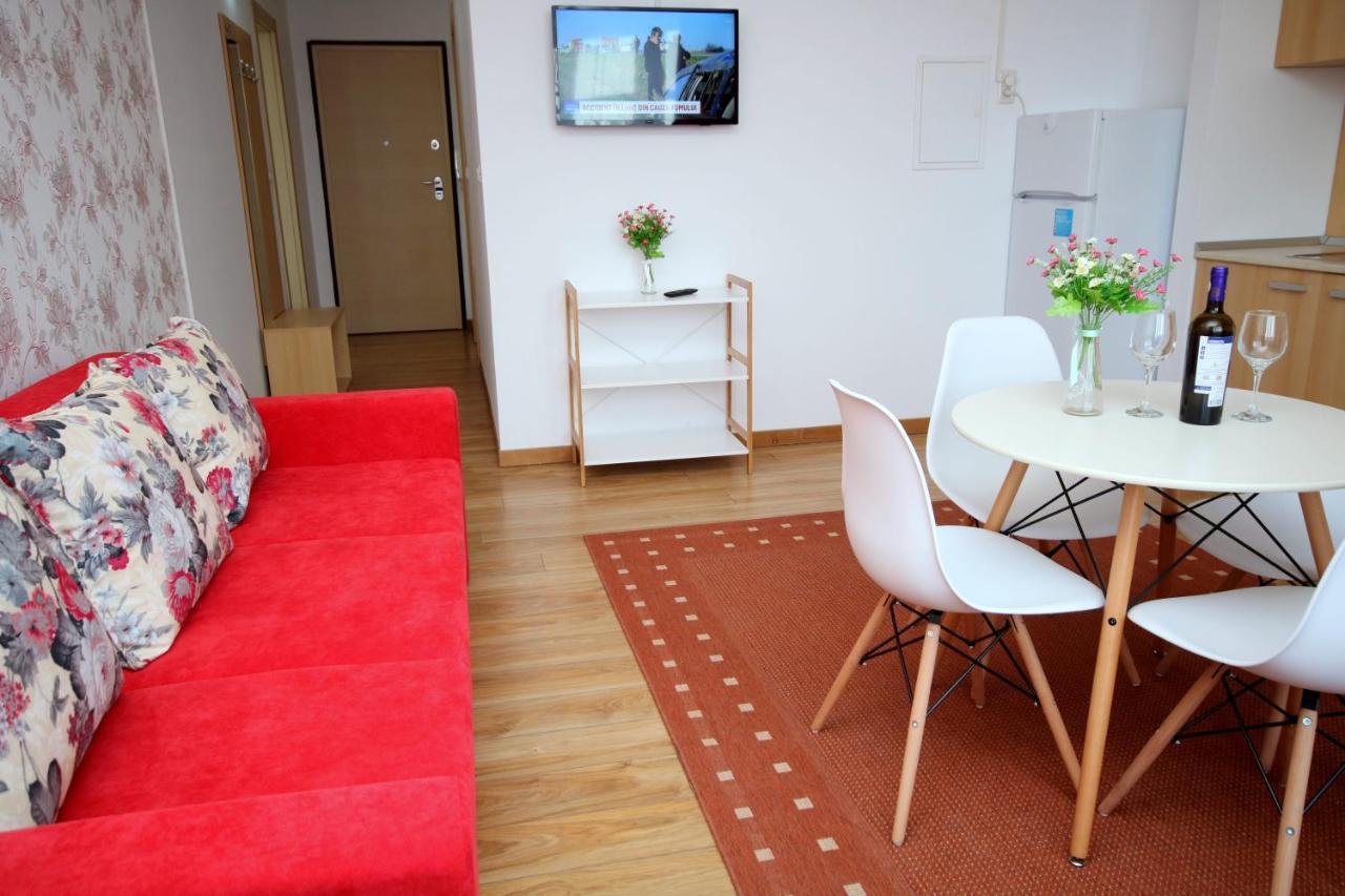 Flowers Apartments Timisoara Ngoại thất bức ảnh